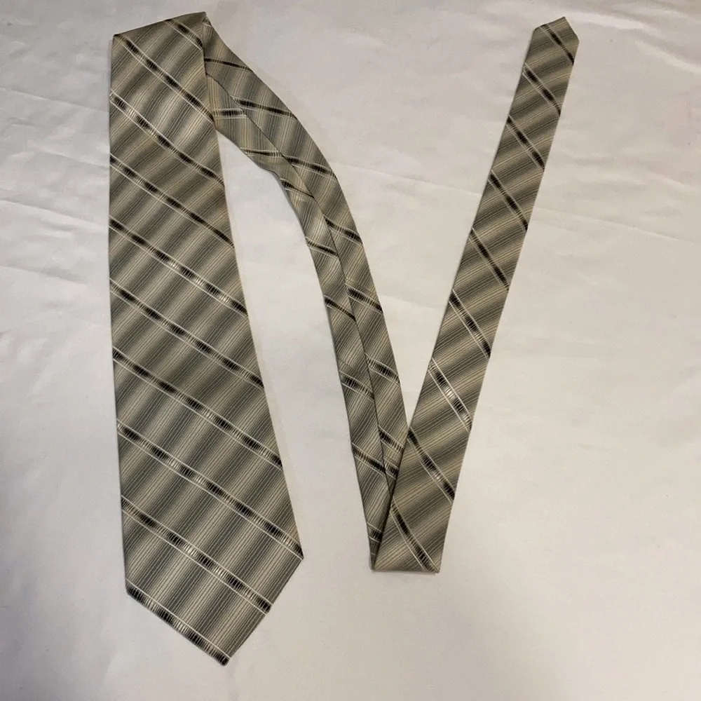 Cerruti 1881 Italy tie
